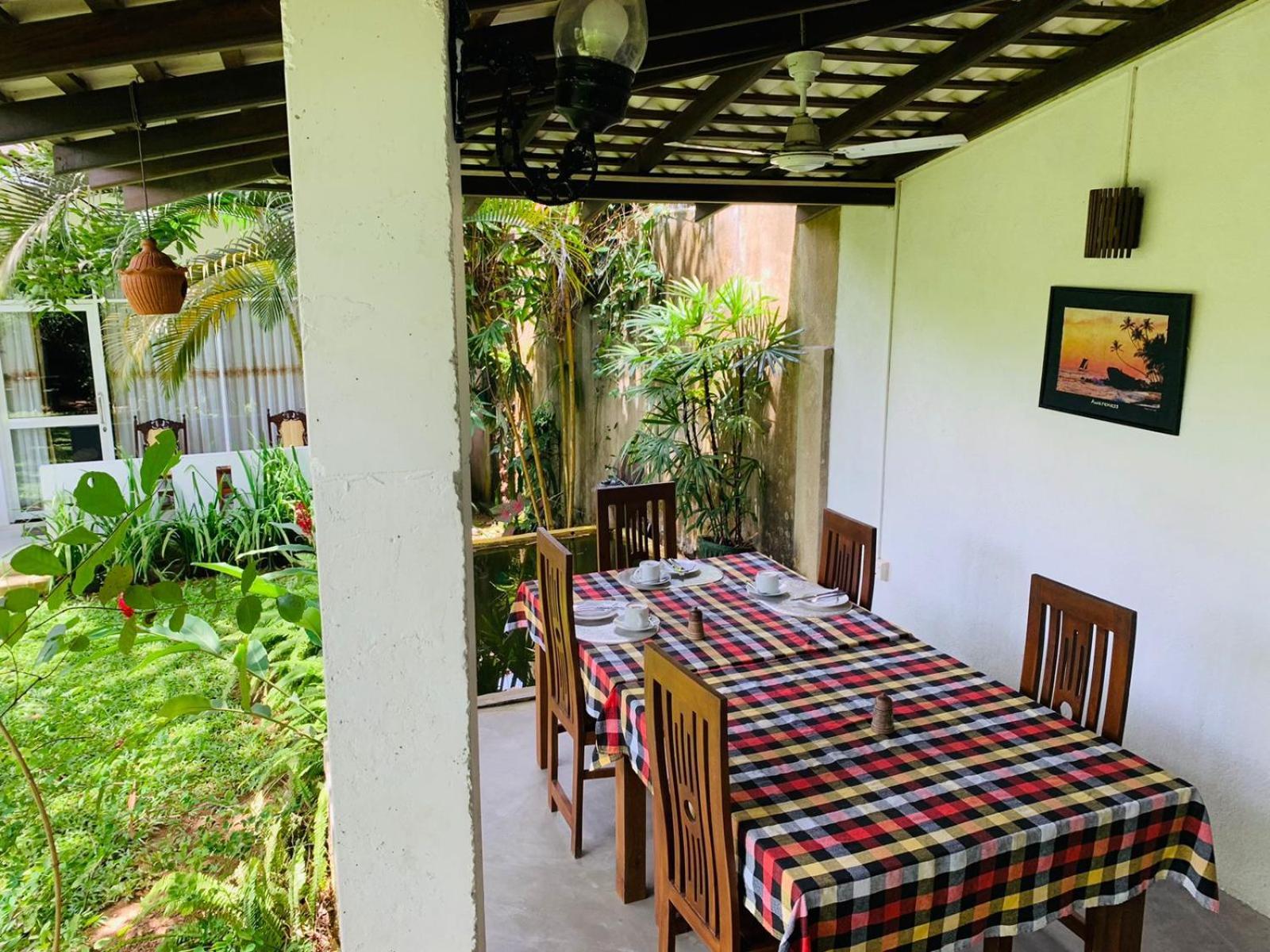 Villa Olga Unawatuna Buitenkant foto