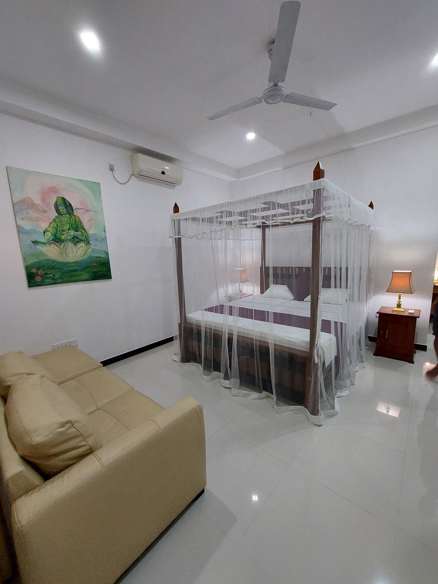 Villa Olga Unawatuna Buitenkant foto