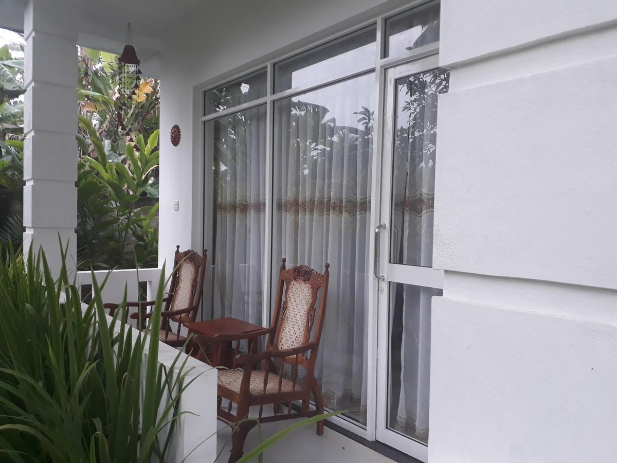 Villa Olga Unawatuna Buitenkant foto